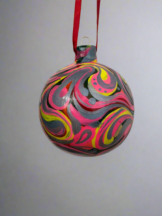 Pink swirl ornament